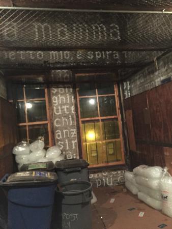 ザ インビジブル ドッグ アート センター